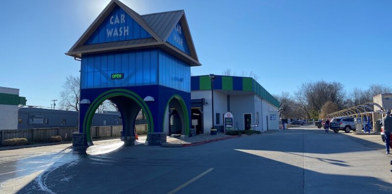 About Us – Blue Iguana Car Wash